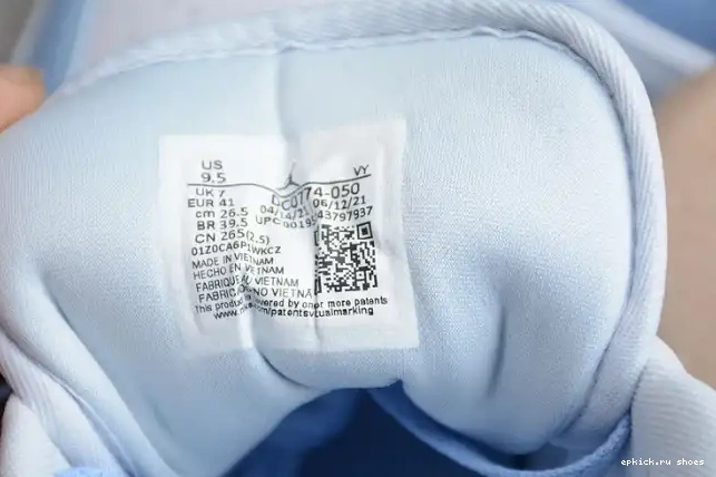 Rep 1 DC0774-050 Jordan Blue University (W) Low 0602